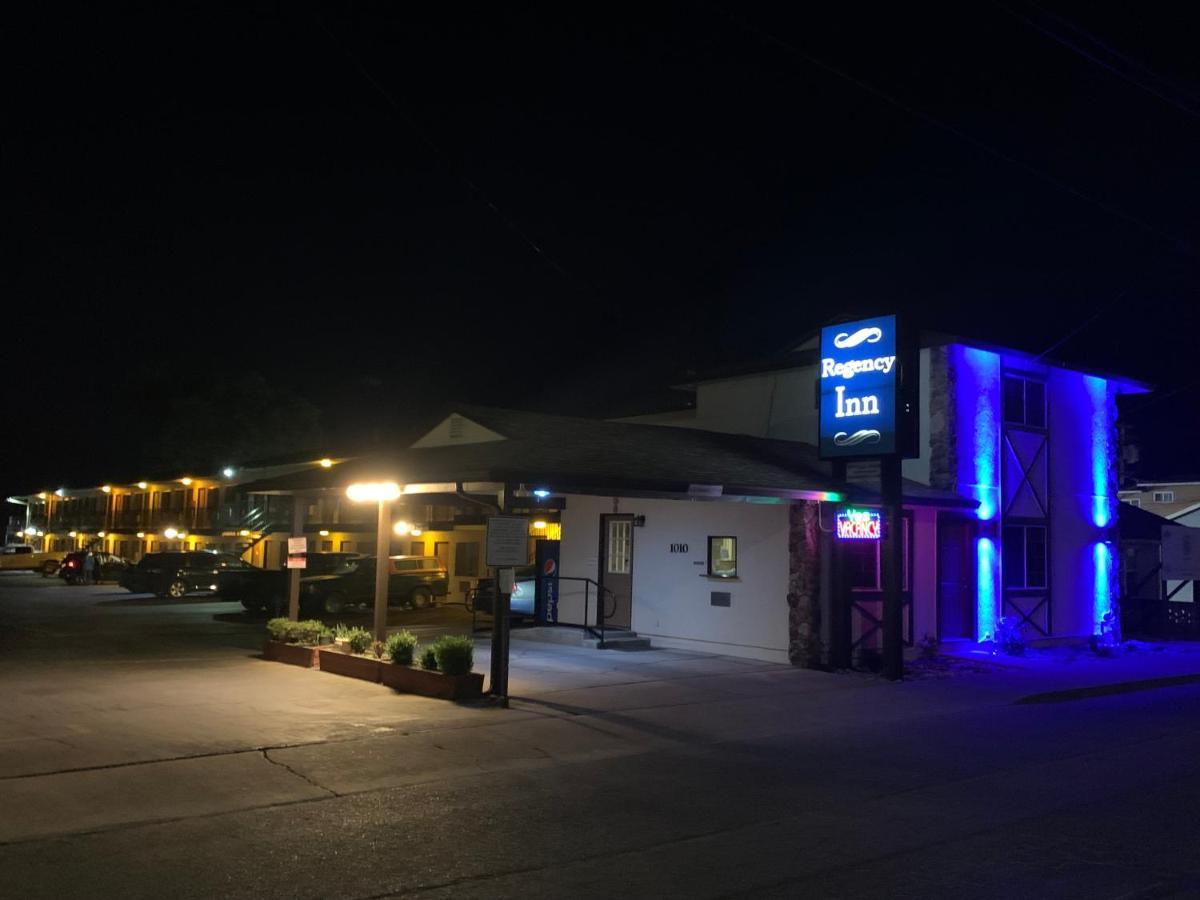 Regency Inn Lakeport Exterior foto